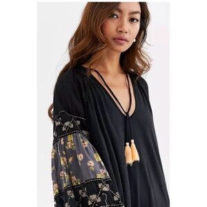 NWT Free People Mix It Up Beaded Balloon Sleeve Floral Tunic Mini Dress Black XS